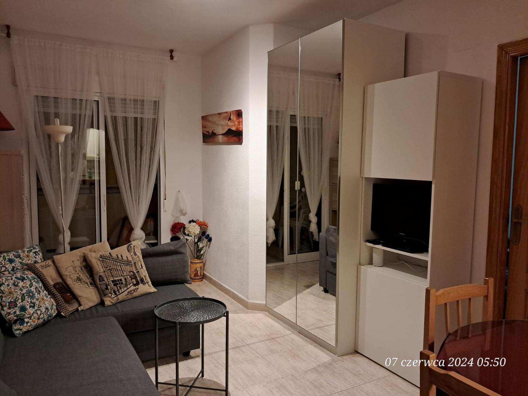 Tango Mango Apartment! Plaza 5 Min, Basen! 托雷维耶哈 外观 照片
